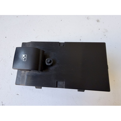 PULSANTIERA ANTERIORE DESTRA PER OPEL Meriva 3° Serie 13301886 (10>)