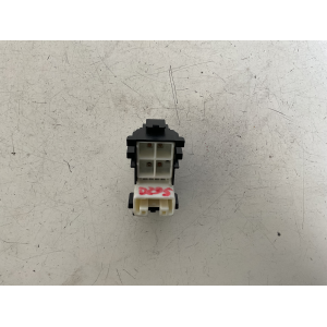 COMANDO PULSANTE ALZAVETRO Toyota Yaris 3 serie 1.5 B 101CV 74kW 1NZ-FXE 2012 2024