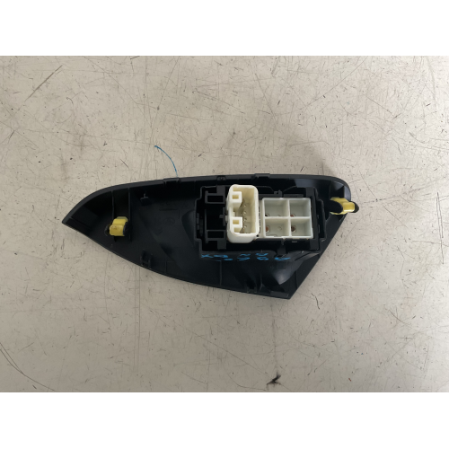COMANDO PULSANTIERA ALZAVETRO ANTERIORE DESTRA TOYOTA AYGO 2019