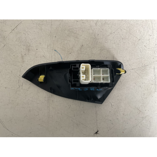 COMANDO PULSANTIERA ALZAVETRO ANTERIORE DESTRA TOYOTA AYGO 2019